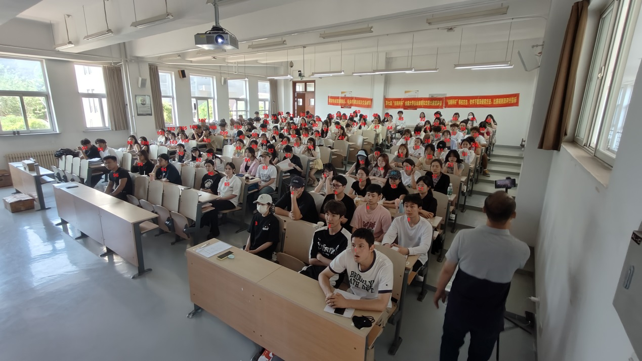 “期貨知識進校園”暨第七屆“鄭商所杯”全國大學(xué)生金融模擬交易大賽宣講會新聞稿 “期貨知識進校園”暨第七屆“鄭商所杯”全國大學(xué)生金融模擬交易大賽宣講會新聞稿